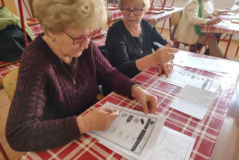 Diecézny školsky úrad - oznamy / ​Učíme naprieč generáciami - foto