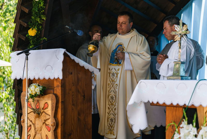 Oznamy / Publikácie / Bôrka aj tento rok privítala pútnikov k Panne Márii - foto