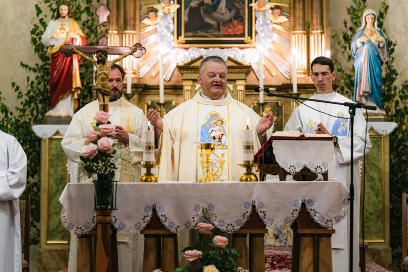 Oznamy / Publikácie / Bôrka aj tento rok privítala pútnikov k Panne Márii - foto